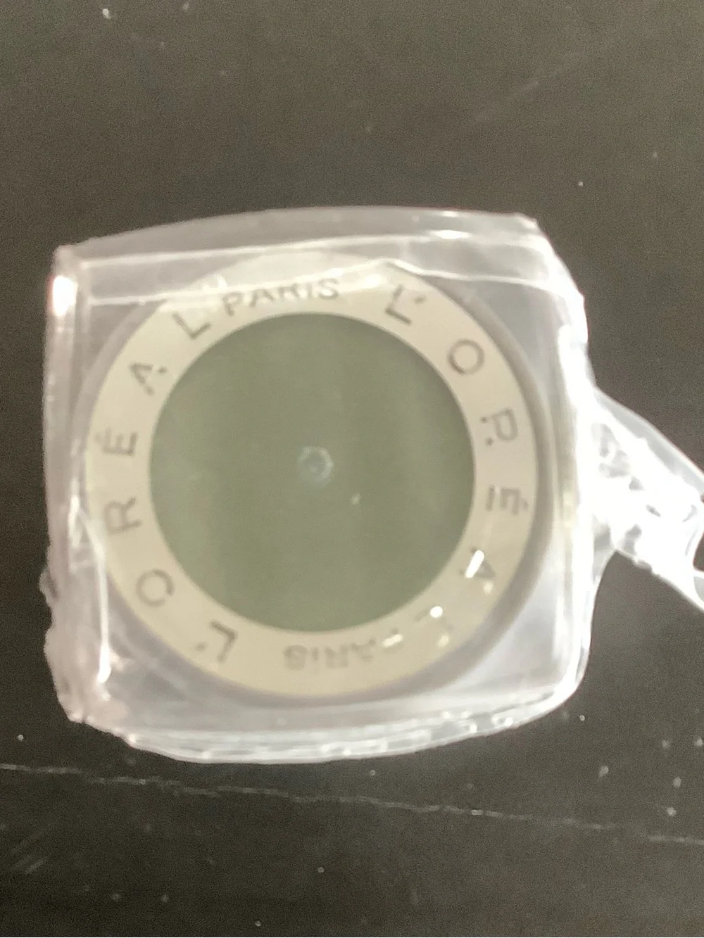 L’Oréal Infallible 24HR Eyeshadow 335 Golden Emerald New Unopened